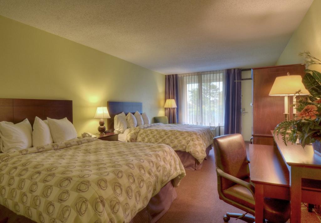 Clarion Inn Brunswick Habitación foto